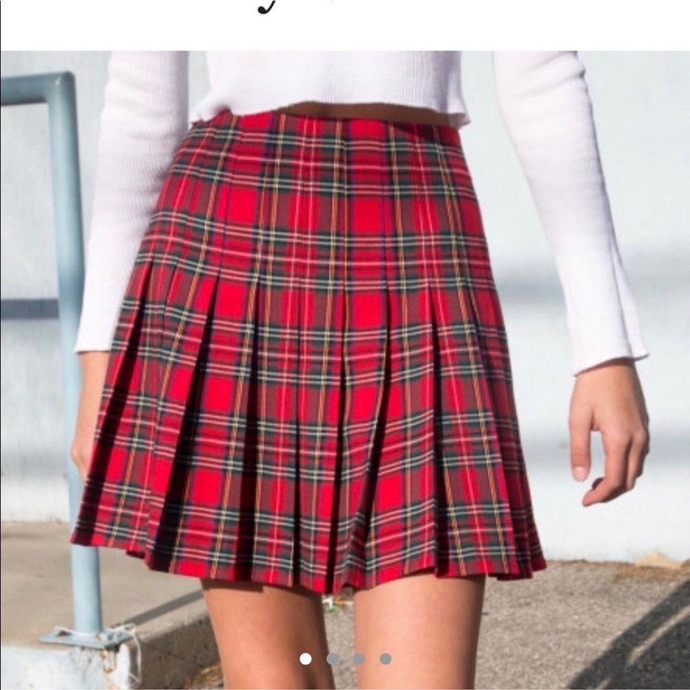 Brandy Melville Dana skirt NWT